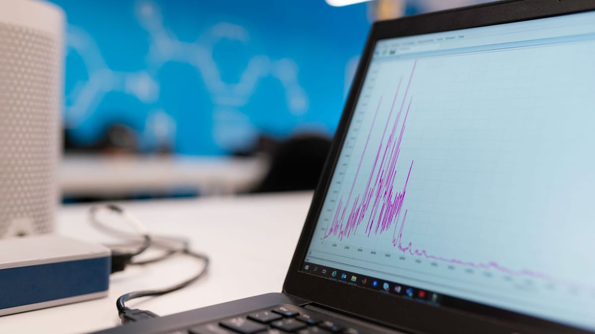 Qwen 3.8 27B holds up at small sizes